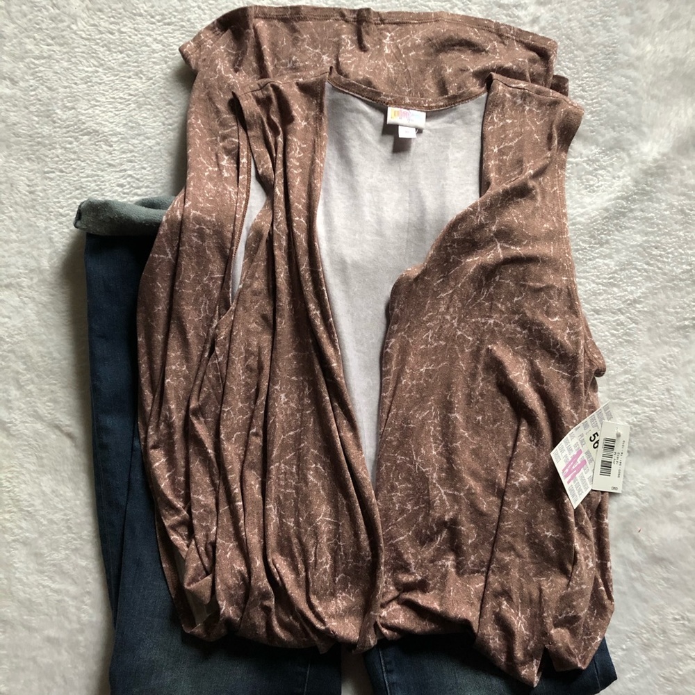 NWT LuLaRoe Joy cardigan Size M